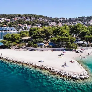 Semesterpark Kamp Rozac, Trogir