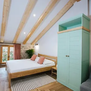 Franka Guest house